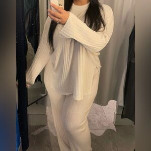 H&M Cream Ribbed Knit Set